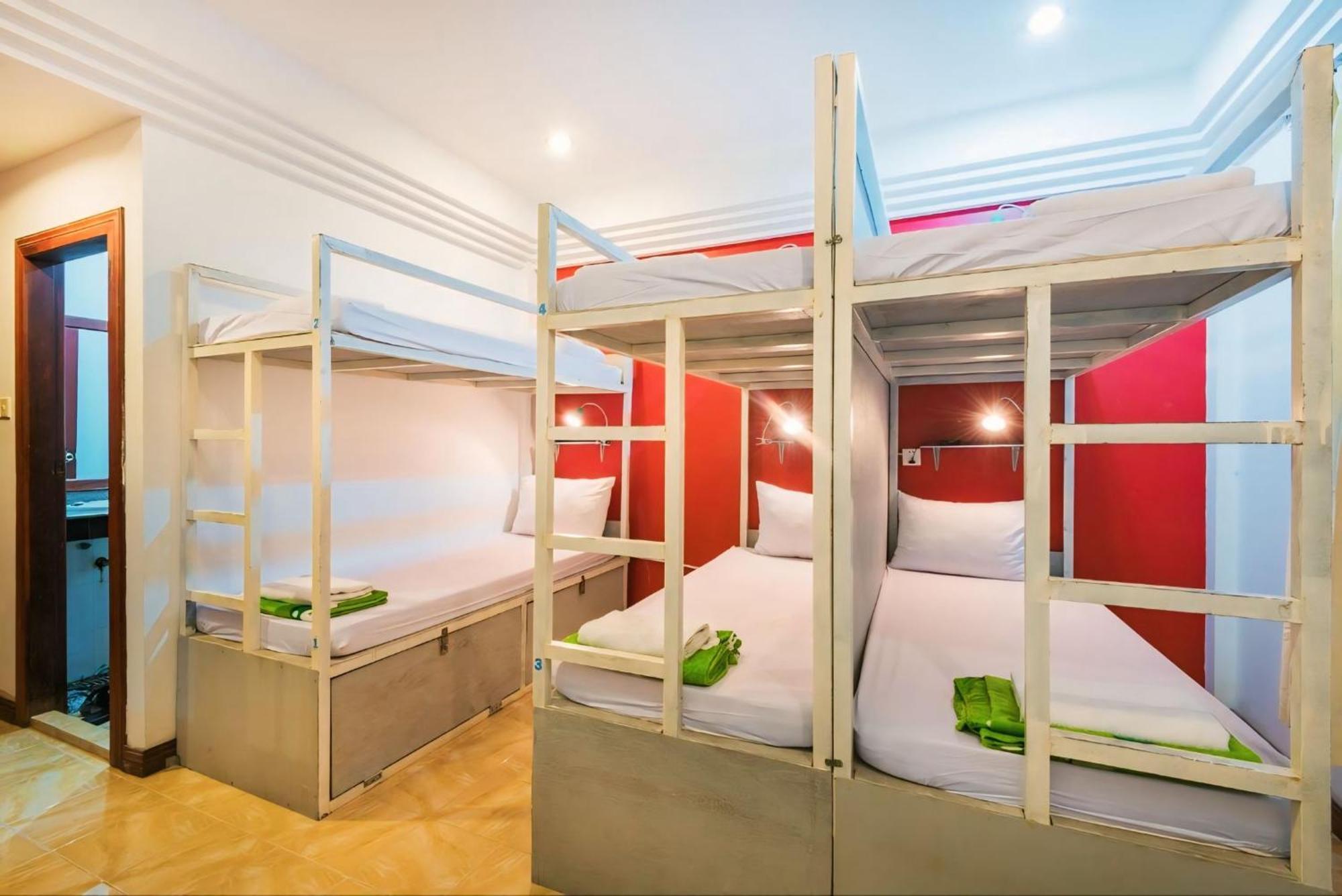 Vplus Hotel シェムリアップ エクステリア 写真