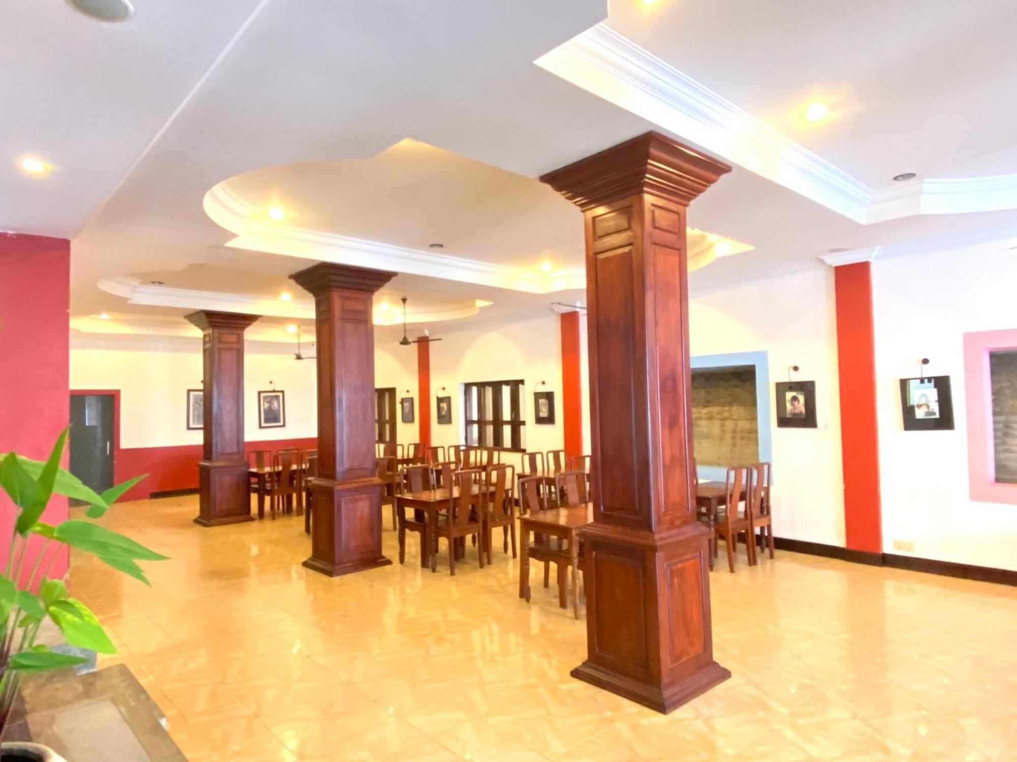 Vplus Hotel シェムリアップ エクステリア 写真