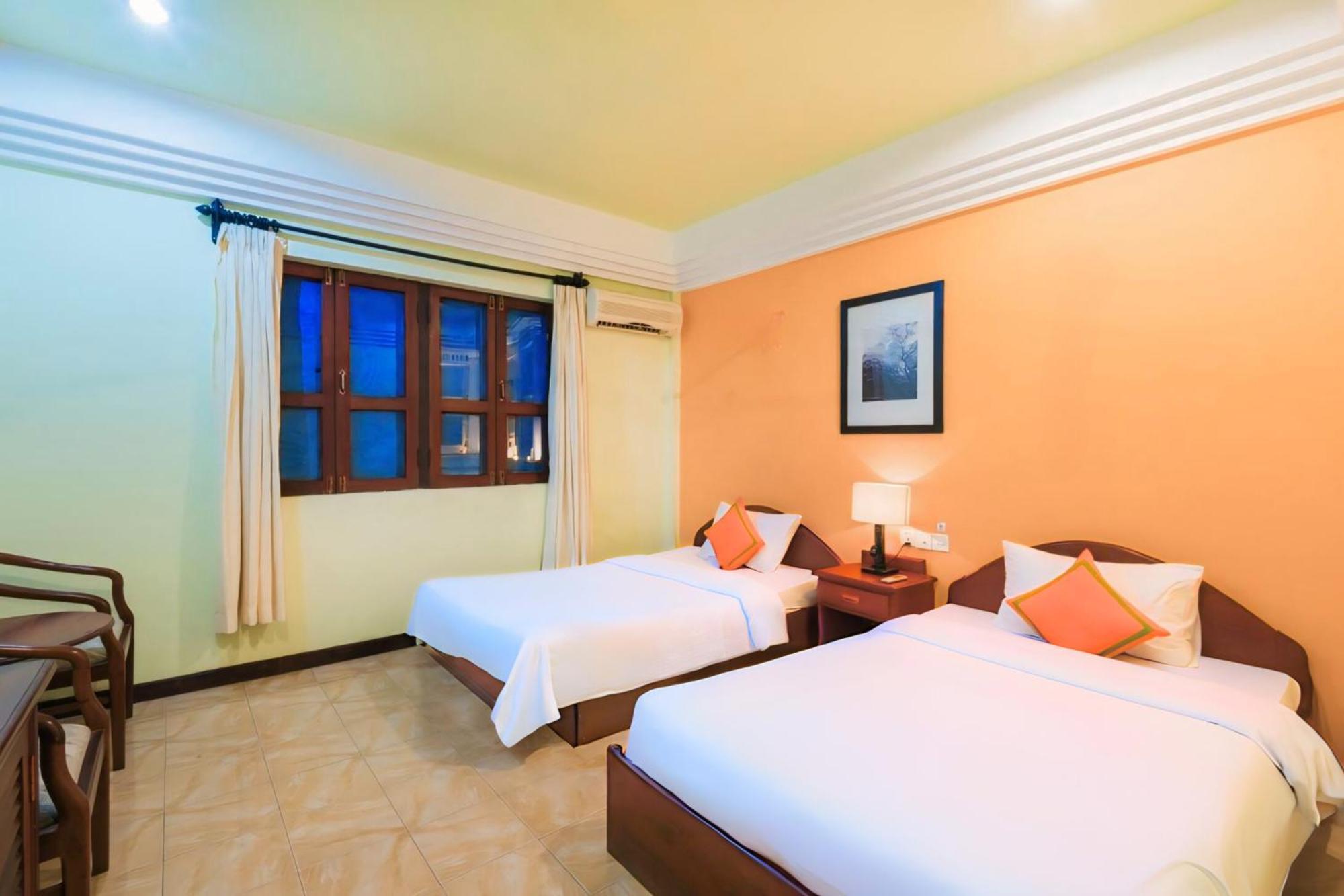 Vplus Hotel シェムリアップ エクステリア 写真