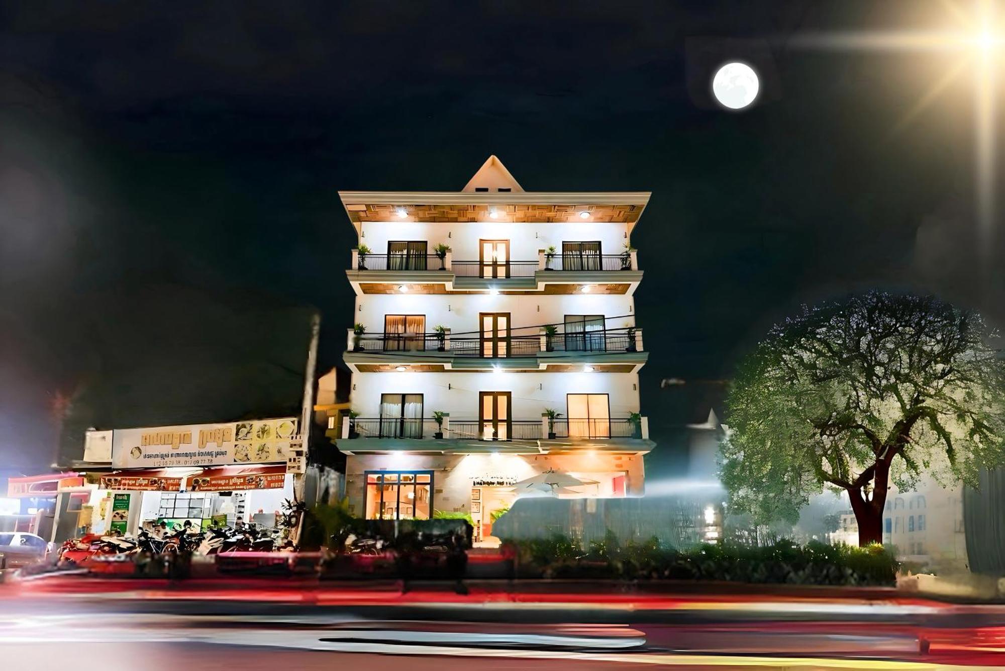 Vplus Hotel シェムリアップ エクステリア 写真