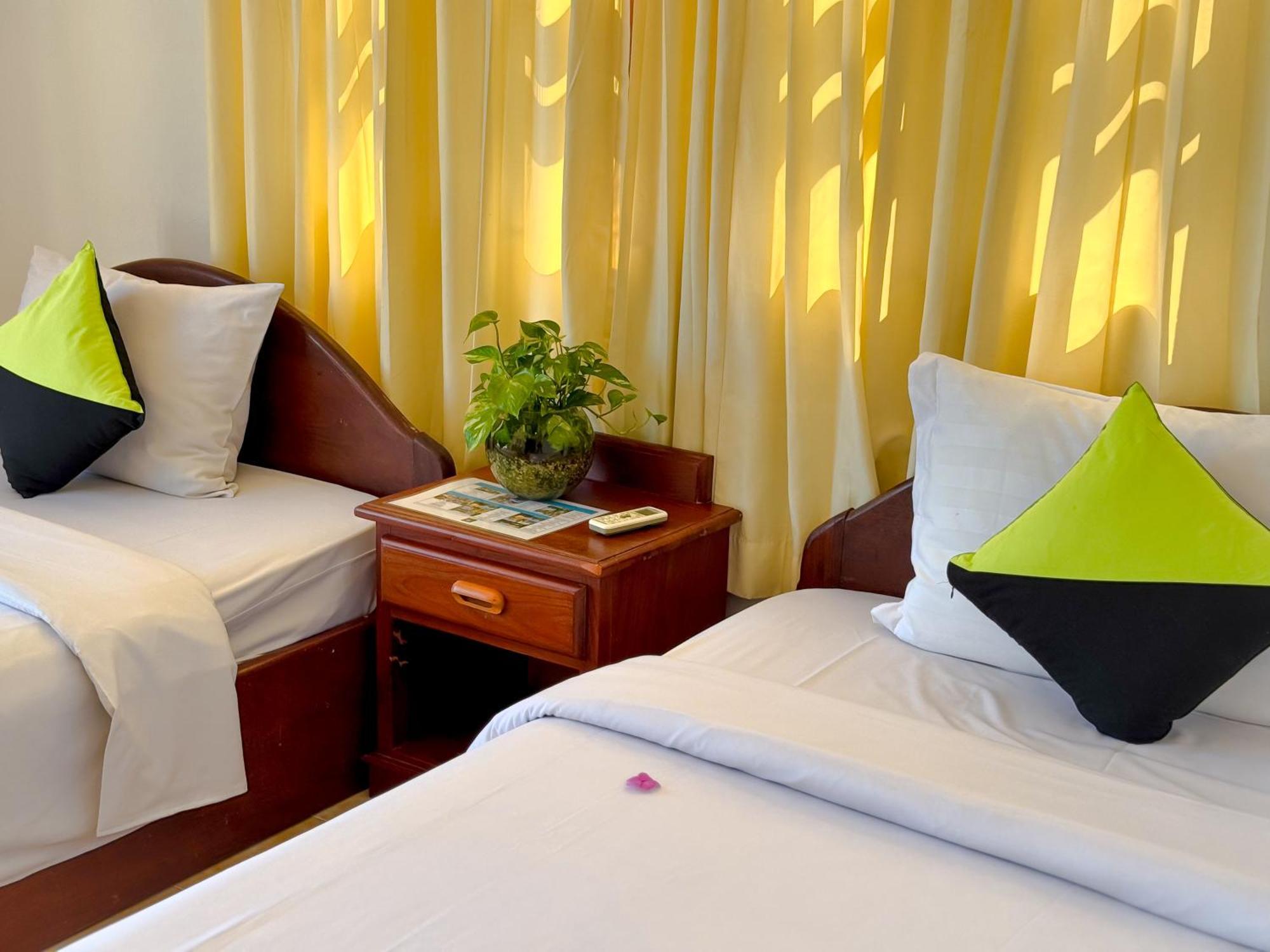 Vplus Hotel シェムリアップ エクステリア 写真